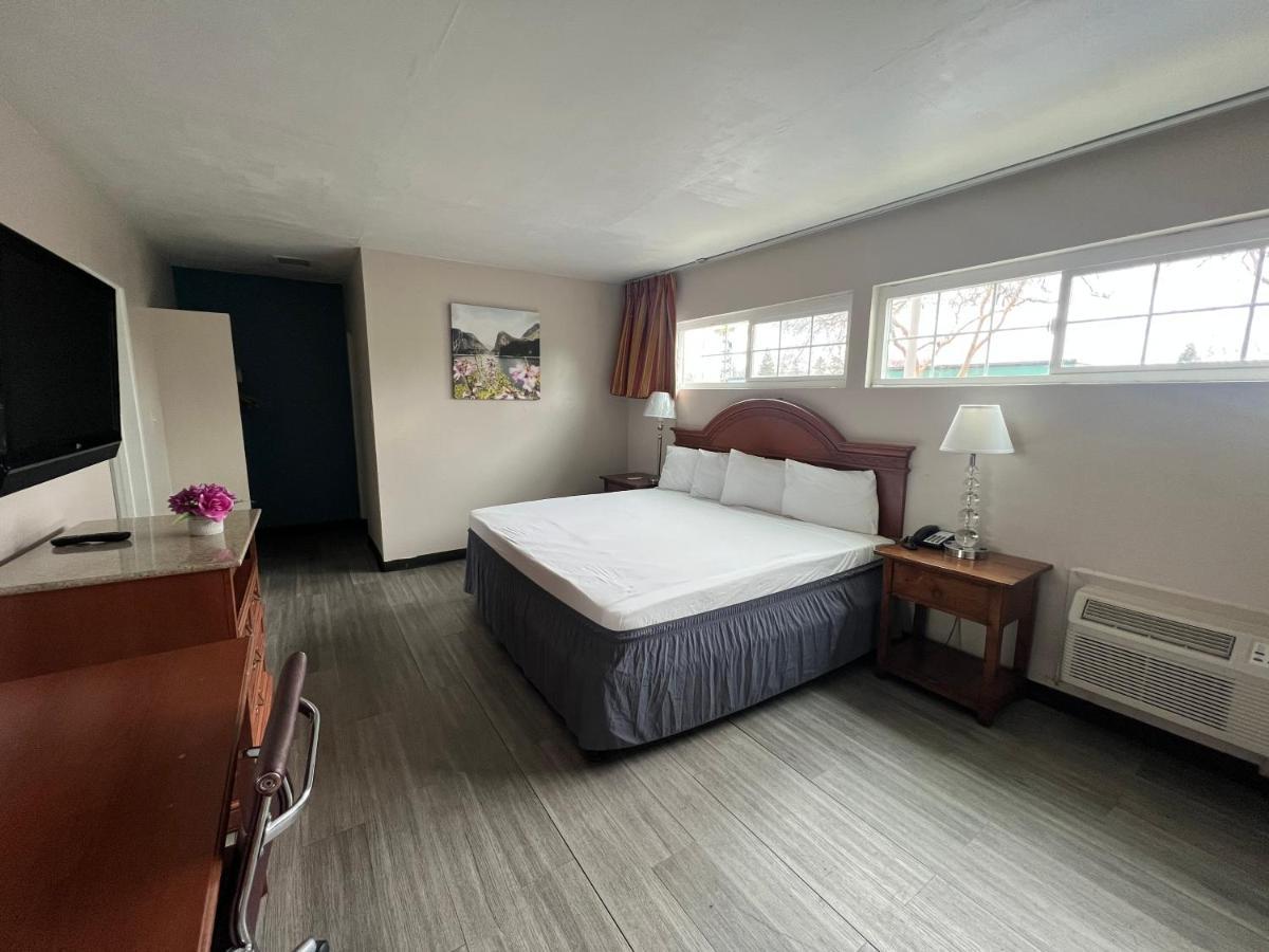 University Inn Chico Εξωτερικό φωτογραφία