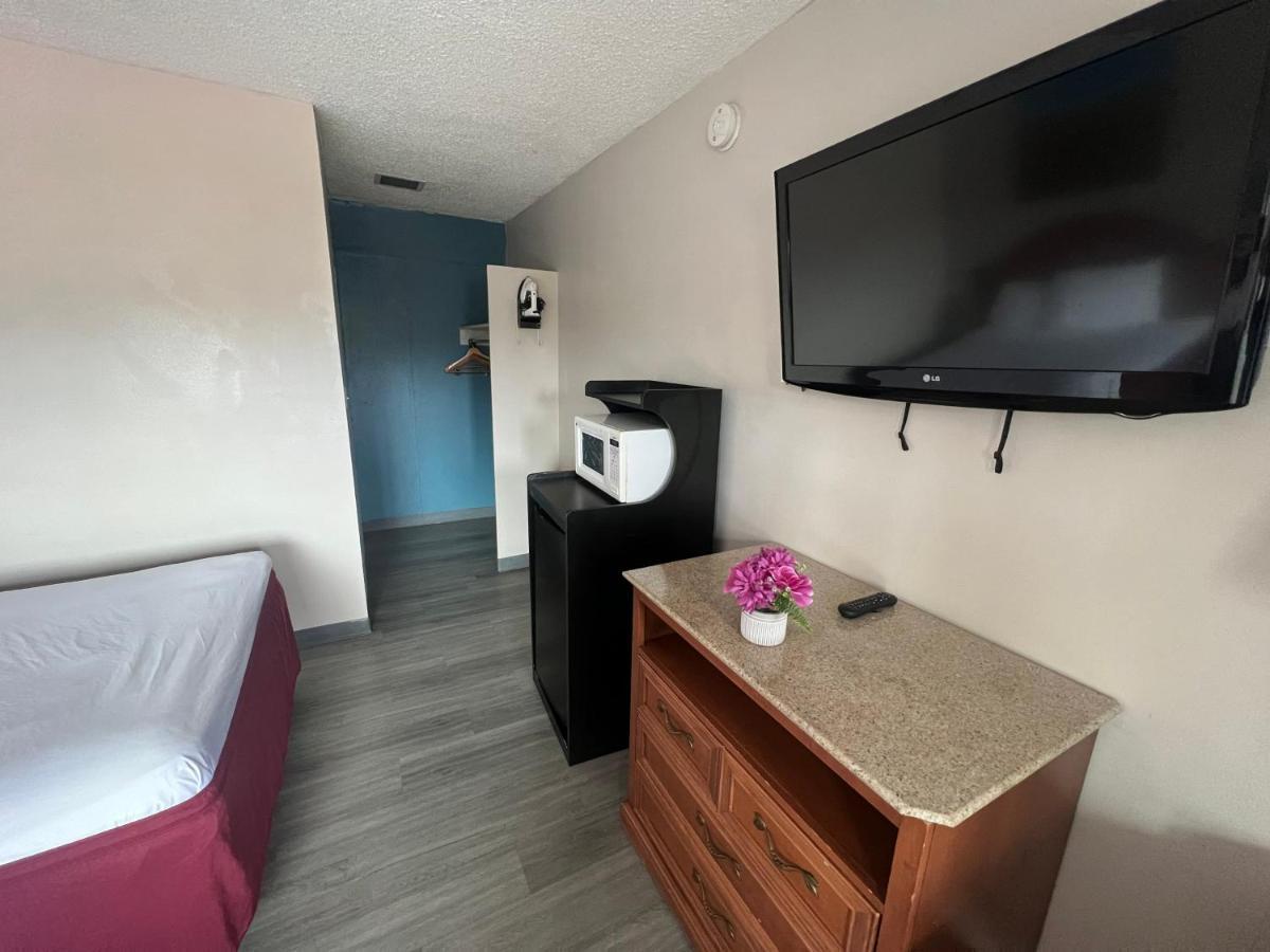 University Inn Chico Εξωτερικό φωτογραφία
